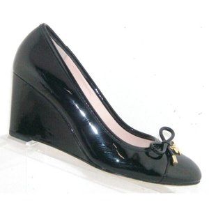 Kate Spade New York Kacey black patent leather cap toe bow wedge heels 8M
